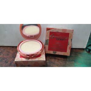 Glamorous face powder 01
